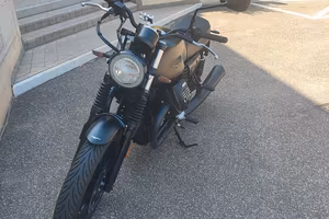 moto guzzi V7 III stone night pack