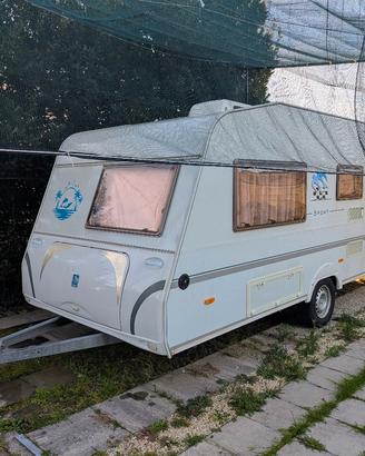 Roulotte Knaus Sport 450 (2007) 