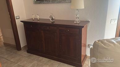 Credenza in stile classico
