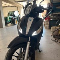 Piaggio medley 125