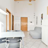 BILOCALE SEMINUOVO IN CENTRO !!