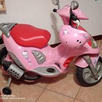  scooter elettrico giocattolo per bambini .