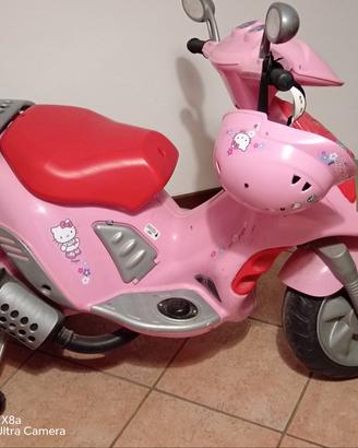  scooter elettrico giocattolo per bambini .