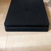 PlayStation 4 slim con hard disk rotto