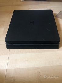 PlayStation 4 slim con hard disk rotto