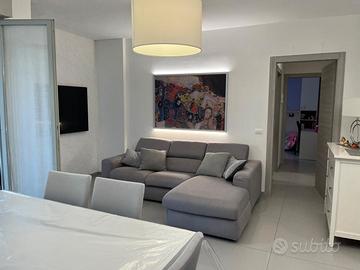 Appartamento con cantina garage e ascensore