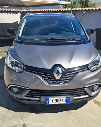 Renault Grand Scenic dCi 8V 110 CV EDC Energy Bose