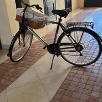 Bici traking da uomo ruote da 28 come nuova