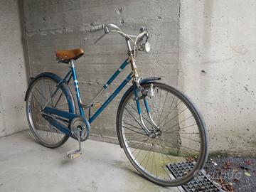 bici d'epoca BERWIL anni '70 con dinamo e fanale