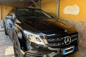 Mercedes GLA Night Edition