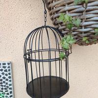 Porta vasi in metallo nero