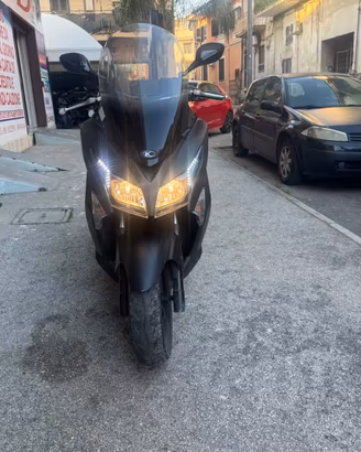 Kymco X-Town 300i Sport