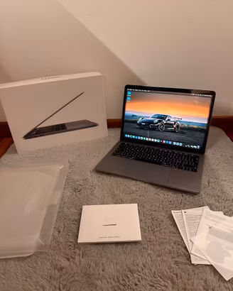 MacBook Pro 13 256GB Immacolato Batteria 119 Cicli