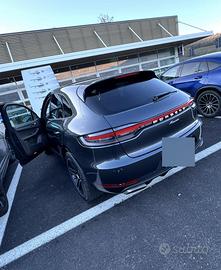 Porsche Macan 2.0 245cv