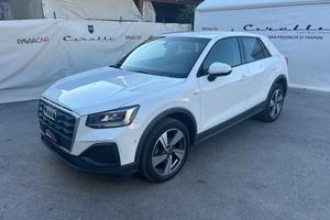 AUDI Q2 30 TDI S tronic Identity Black