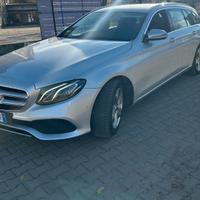 Mercedes E220 4Matic