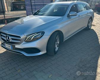 Mercedes E220 4Matic