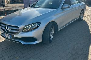 Mercedes E220 4Matic