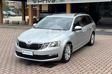SKODA Octavia 1.5 DSG Wagon Executive G-Tec