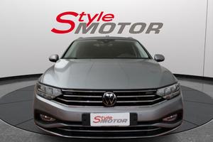 VOLKSWAGEN Passat Variant 2.0 TDI SCR EVO DSG Ex