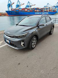 Autovettura Kia stonic 12/2022