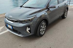 Autovettura Kia stonic 12/2022