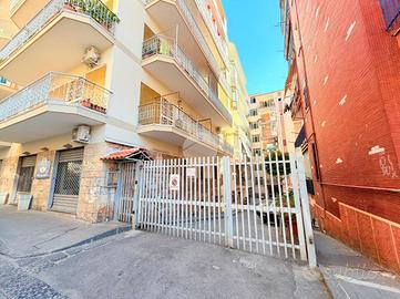 BOX A TORRE DEL GRECO