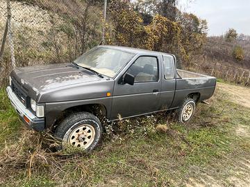 NISSAN KING CAB   2,5  D
