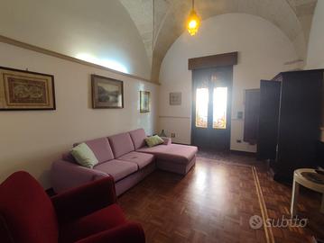 Bilocale in zona Mazzini per lavoratori/studenti