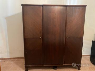 Camera da letto restaurata,armadio,comò, comodini2