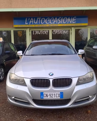 BMW - Serie 3 - 335i xDrive Eletta