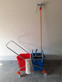 secchio lavapavimenti