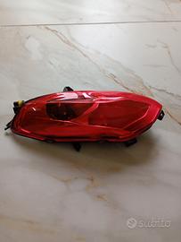 fanale posteriore destro Piaggio Medley 125 