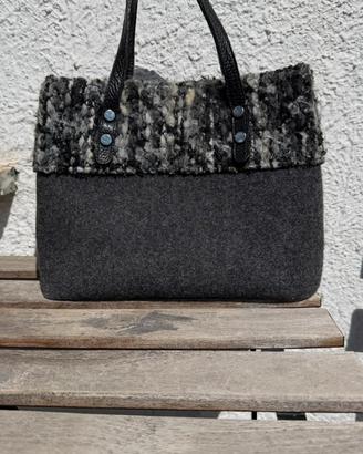 Borsa in feltro e lana cotta