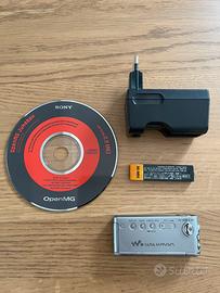 Sony Walkman NW-MS11 Vintage con base