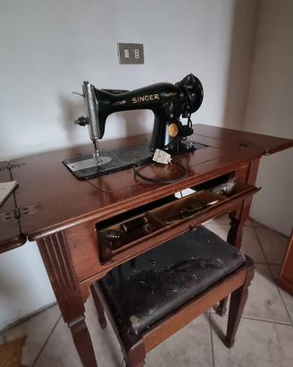 Singer 15-91 Electric Sewing Machine