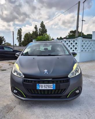 Peugeot 208 BlueHDi 100 5 porte GT Line