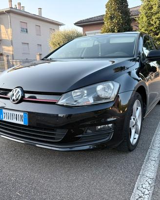 Volkswagen Golf a Metano