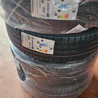 4 gomme nuove  Hankook 205/65/16