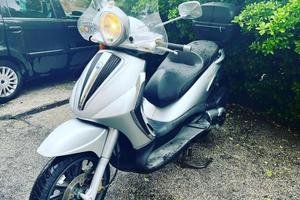 Scooter piaggio beverly 400 in otte condizioni