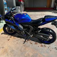 Yamaha r7 2023