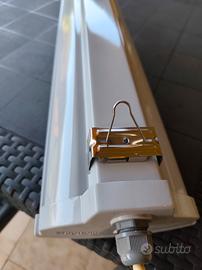 plafoniera beghelli neon led t8