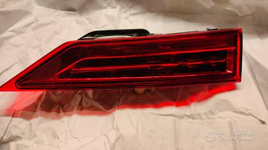 fanale posteriore sx volvo XC60 mk2