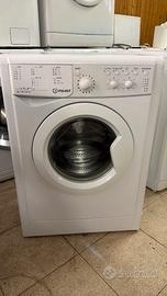 lavatrice indesit 7kg classe Apiupiupiu 1000 giri
