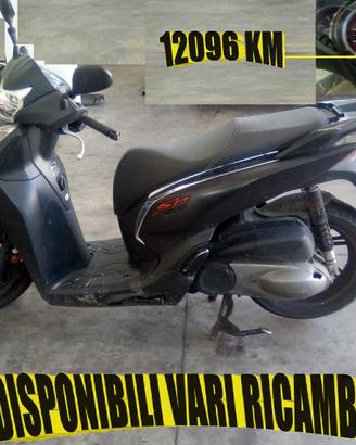 HONDA SH 300 ANNO  2016 x RICAMBI
