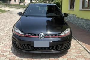 Golf  VII GTI  220cv