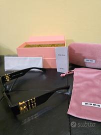 Occhiali Da Sole Miu Miu