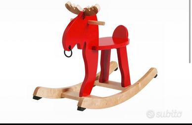 Dondolo in legno
