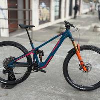 PIVOT SHUTTLE SL X01 2023 TG M