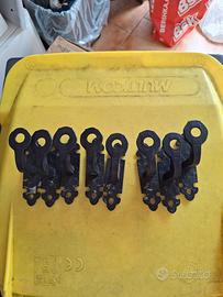 ganci per finestra